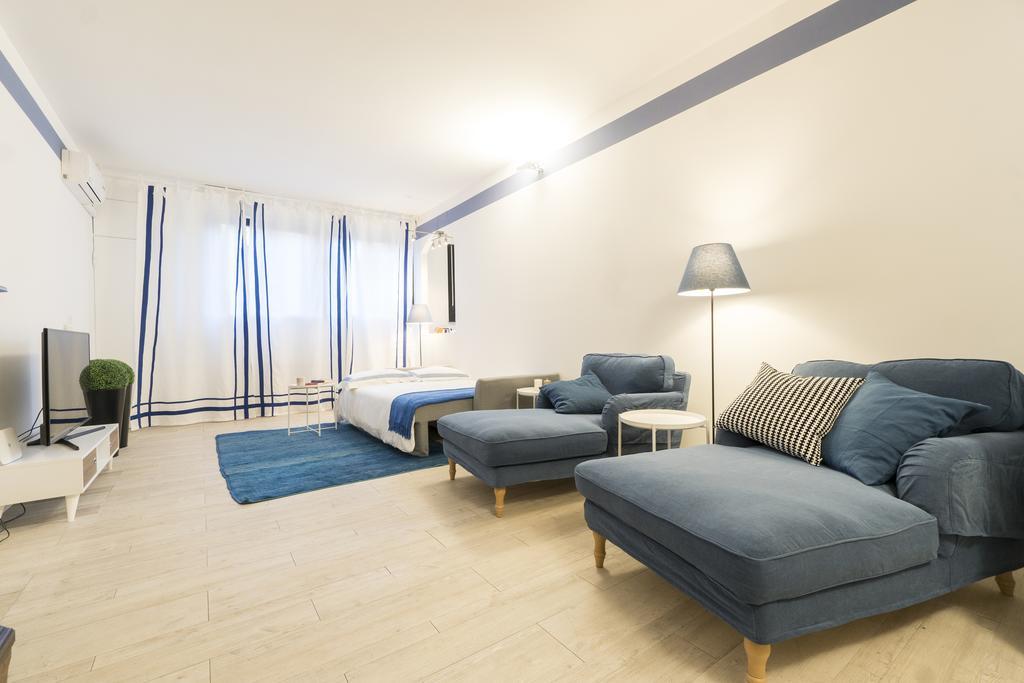 Dante Suite Private Parking Bologna Exteriör bild
